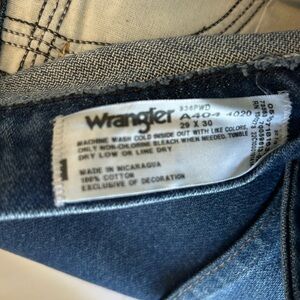 Vintage Wrangler Blue Jeans
